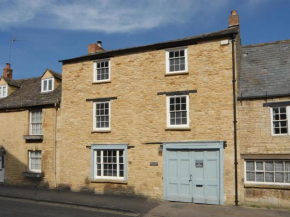 White Hart House, BURFORD